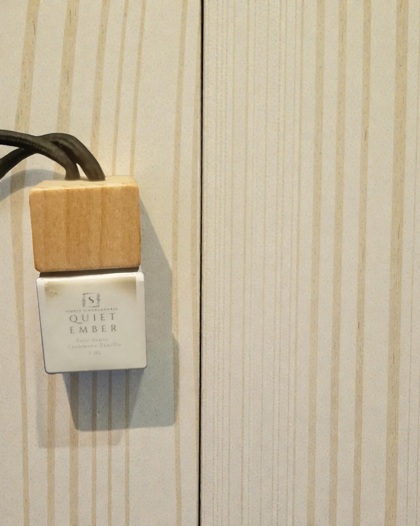 Quiet Ember — Reed Diffuser & Car Diffuser