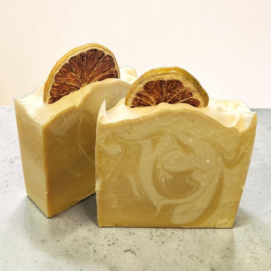 Lemon Drop Glow Bar - two bars styled with dried lemon slices and fairy lights