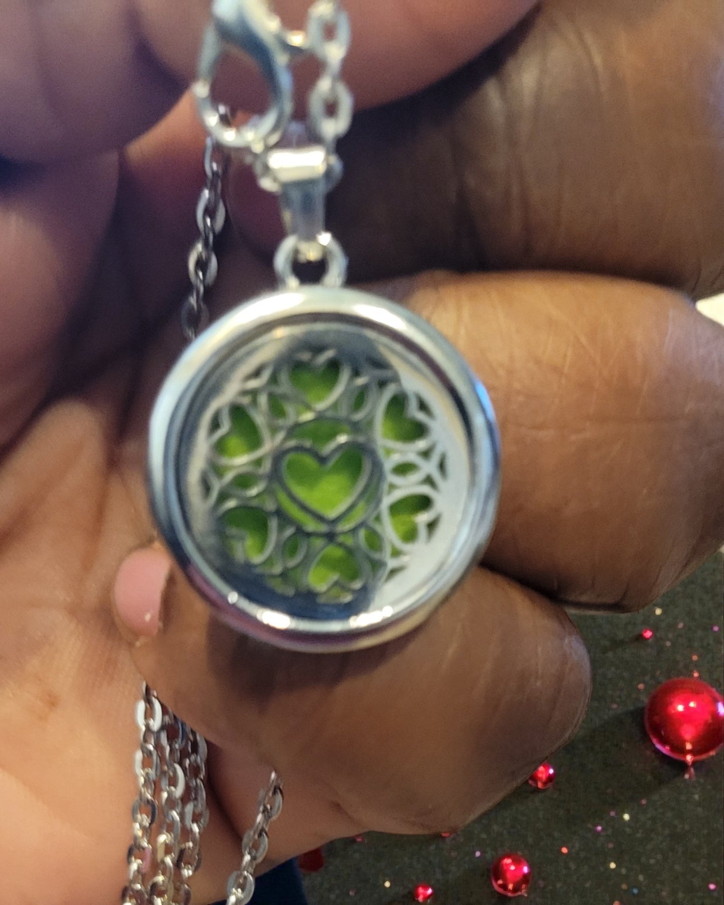 Aromatherapy Diffuser Pendant Necklace | Essential Oil Lockets