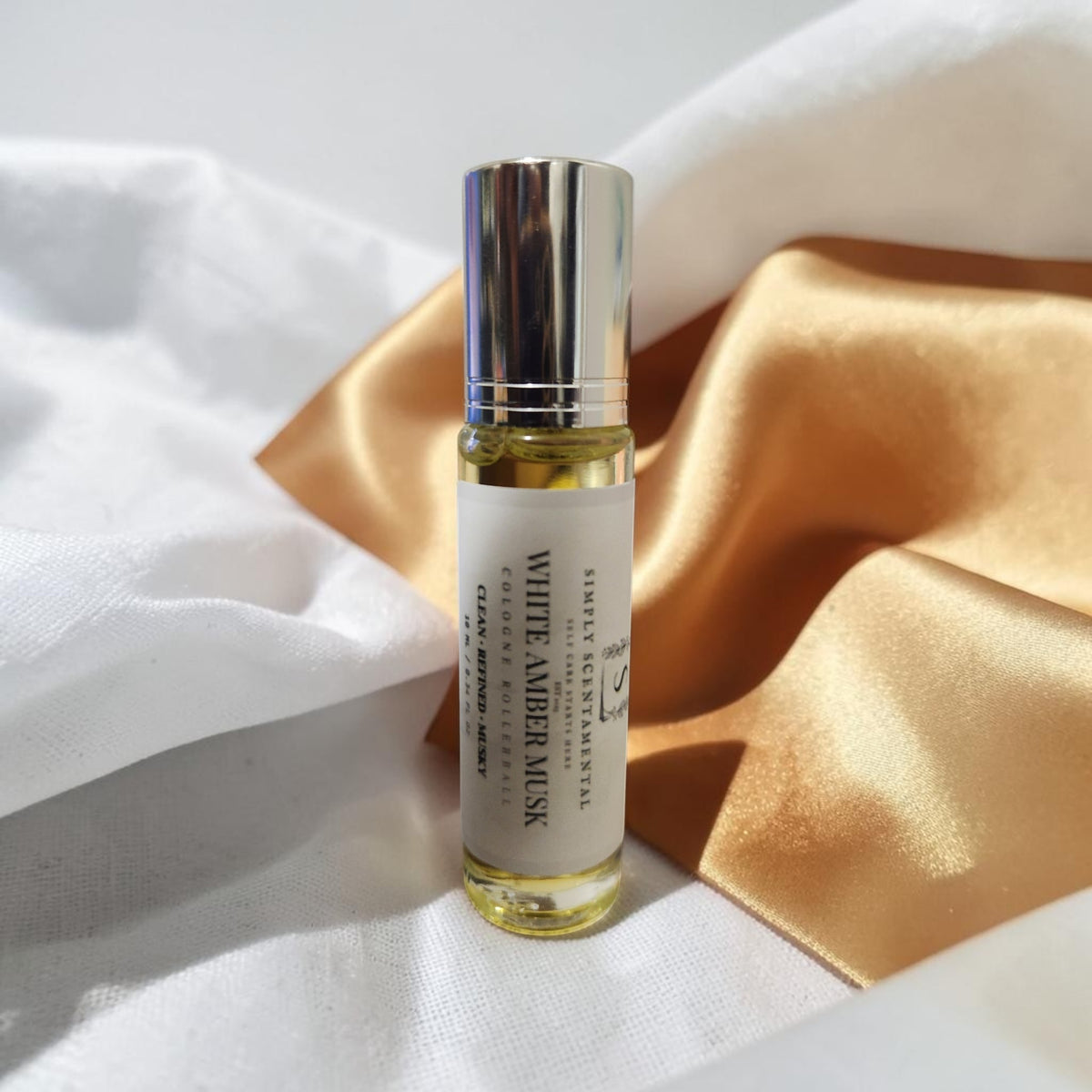 White Mahogany Musk Rollerball, 10ml
