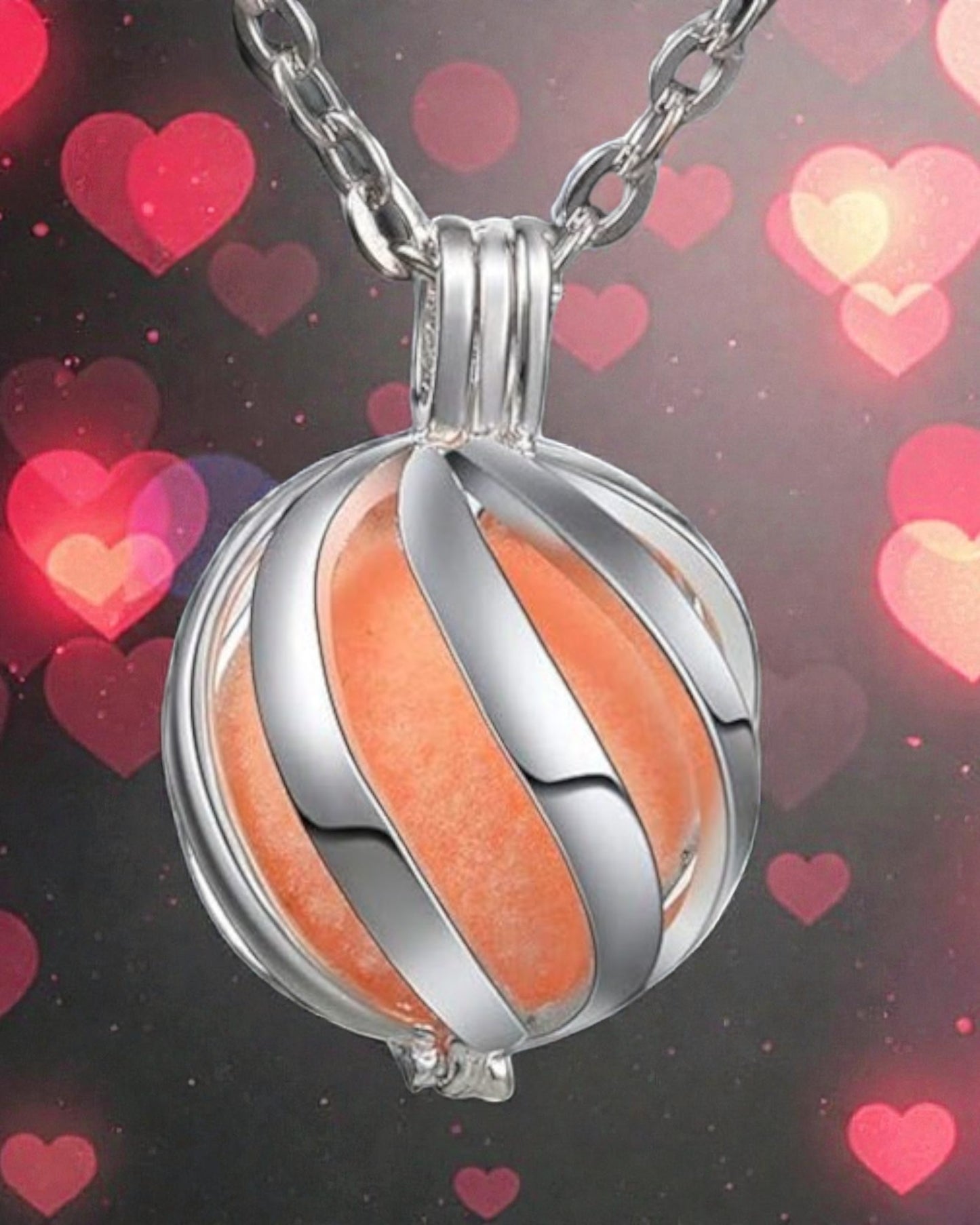 Aromatherapy Diffuser Pendant Necklace | Essential Oil Lockets