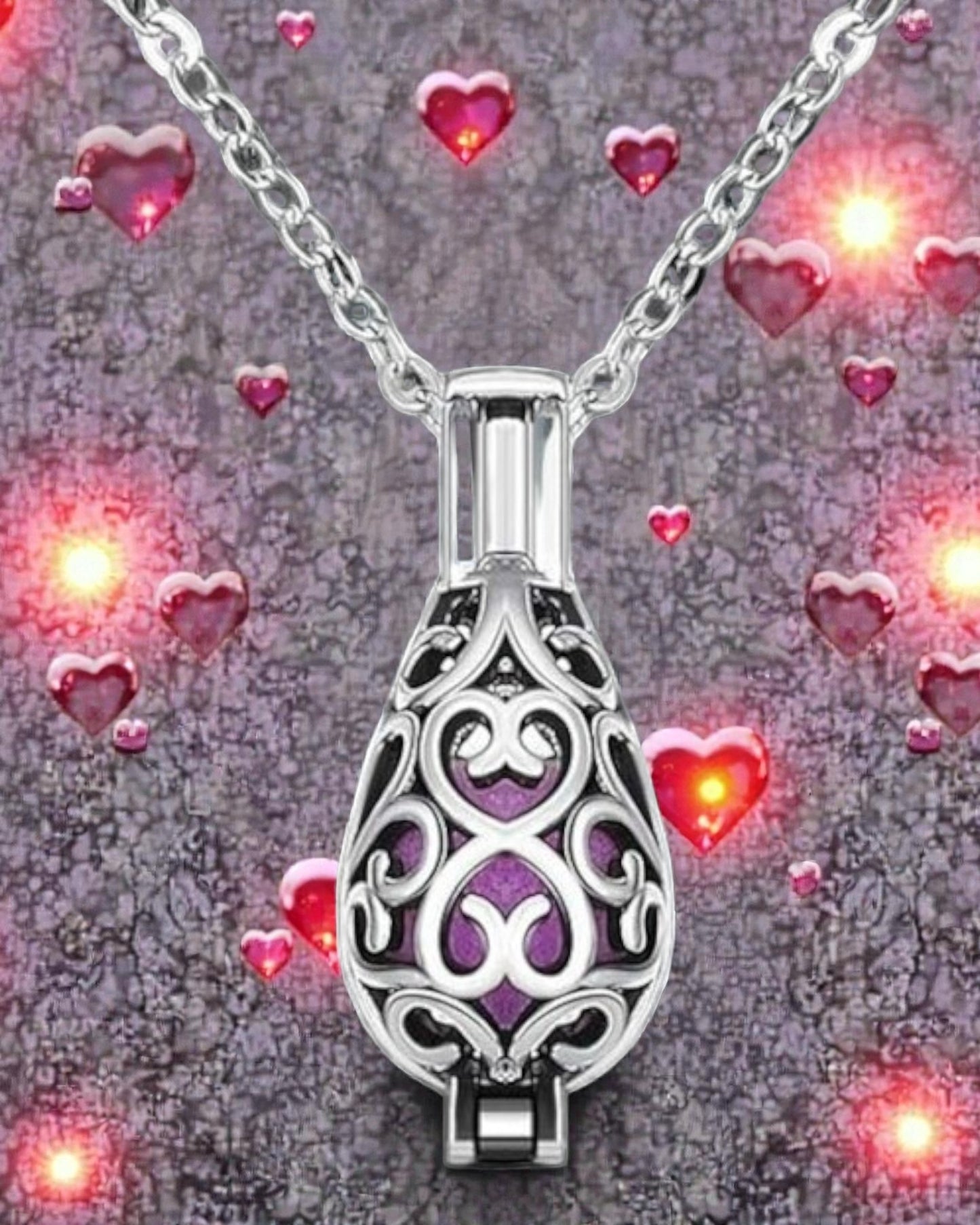 Aromatherapy Diffuser Pendant Necklace | Essential Oil Lockets